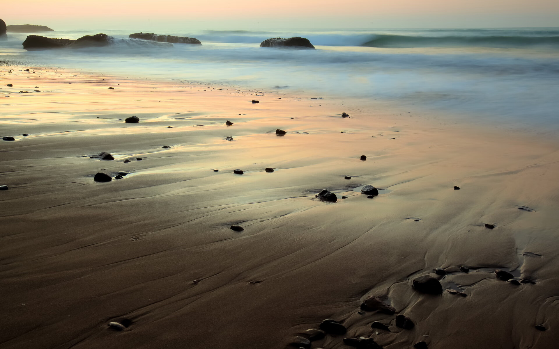 乐鱼体育线上入口-法甲胜利瞬间:战术配合点燃全场!,法甲 经典比赛