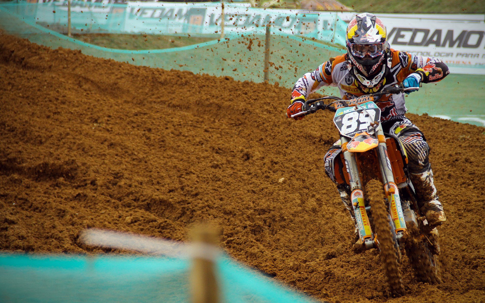 《赛事录像回放：哪些精彩片段令人难忘？》，比赛录像回放