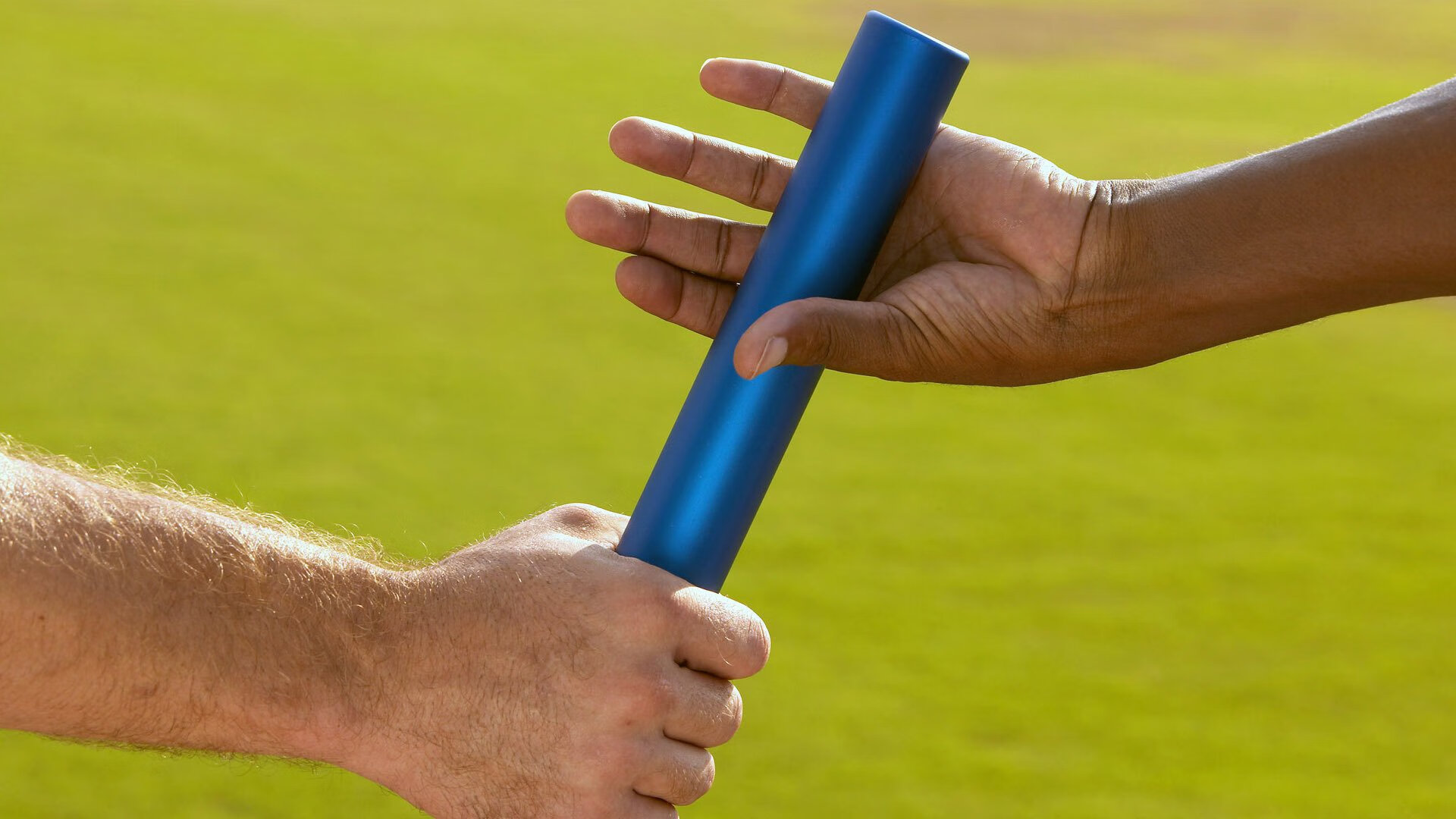 Leyu Sport登录入口-姆巴佩获得法甲最佳球员奖，表现出色，姆巴佩是法国队吗